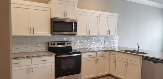 Building Photo - 100 Everett Ct