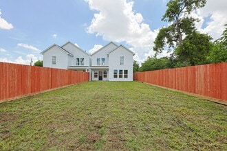 Building Photo - 7413 Charlie St