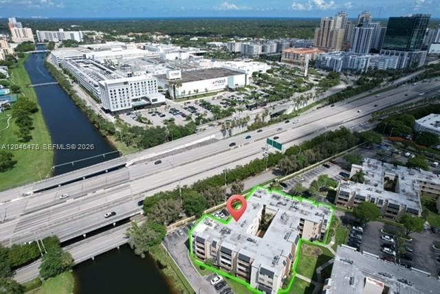 Foto del edificio - 7715 SW 86th St