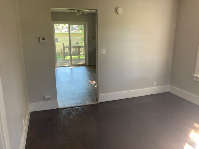 Building Photo - 3 Bed 1 Bath Single Family Home in Rothschild