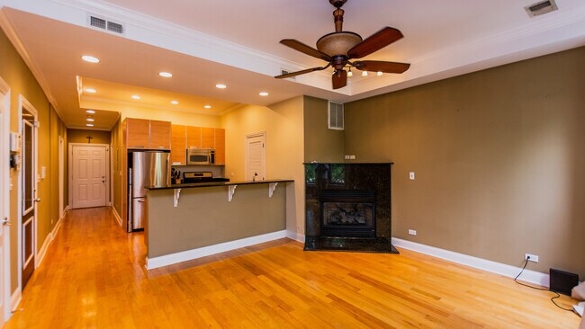 Foto del edificio - 1608 N Whipple St