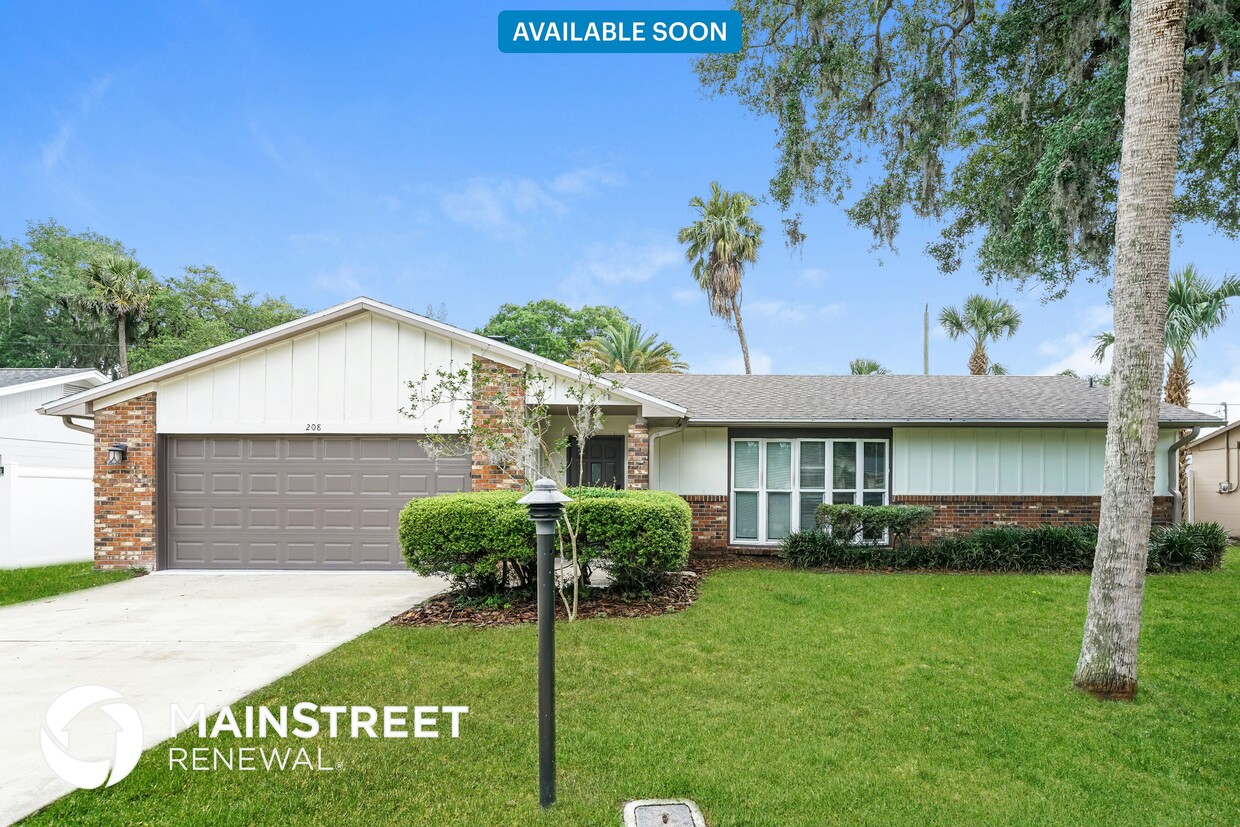 Foto principal - 208 Brittany Ave