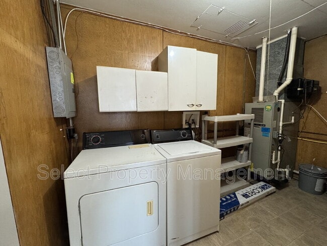 Foto del edificio - 1909 Jessie Ave