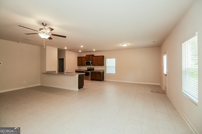 Building Photo - 10902 Wheeler Trce