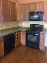 Building Photo - 469 Tacoma Ave