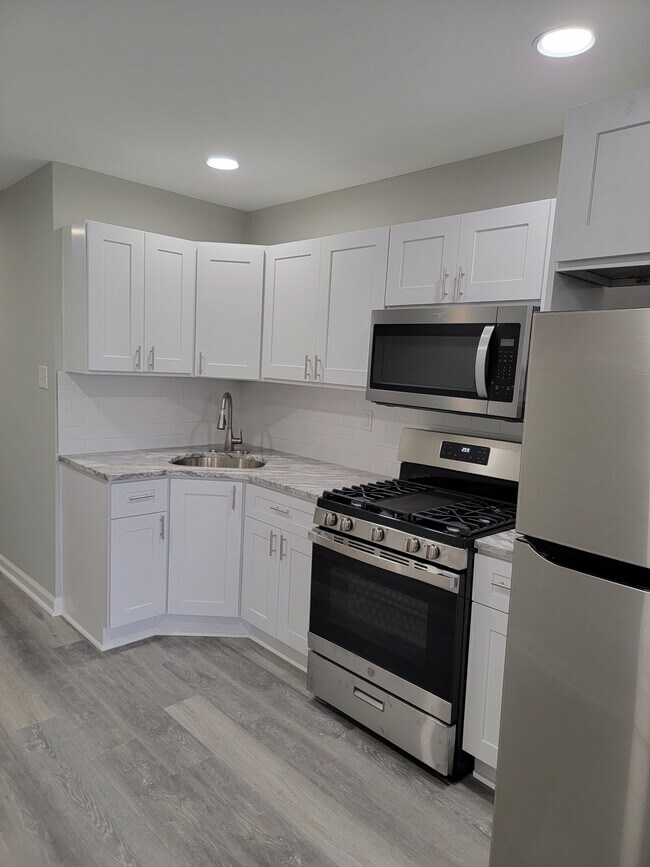 Foto del edificio - 1739 N 33rd St