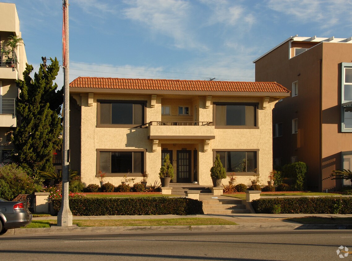 Primary Photo - Garden House