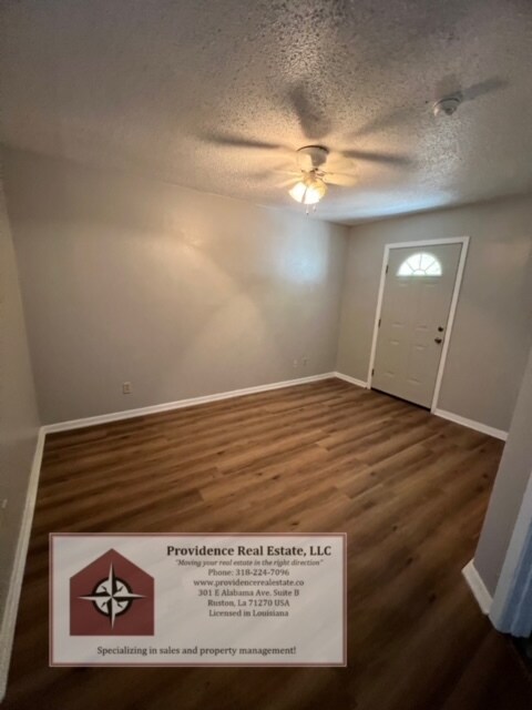 Foto del edificio - 401 Kennon Ln