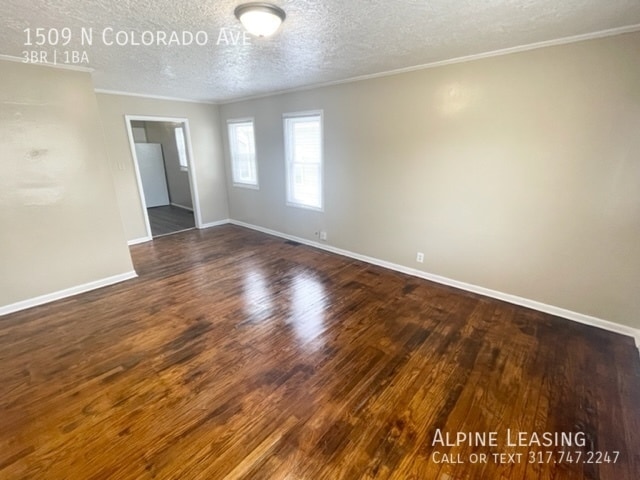 Building Photo - Little Flower Area 3BR House!