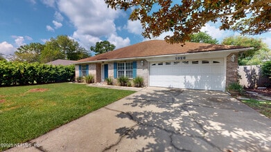 Building Photo - 1826 Blue Ridge Dr
