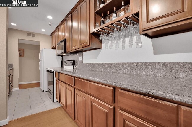 Foto del edificio - 1400 Carpentier St