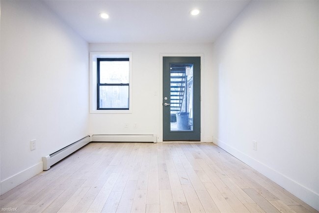 Building Photo - 2 br, 1.5 bath  - 346 Stanhope St