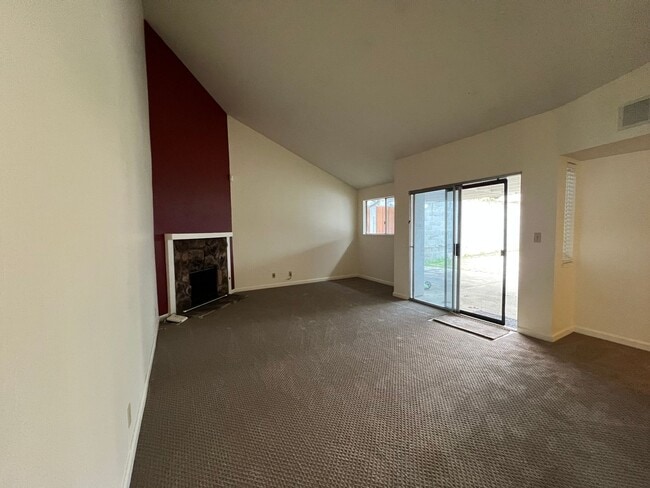 Building Photo - 3 BEDROOM HOME IN PLEASANTON, CA!!!