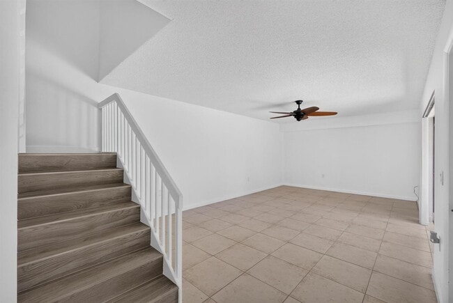 Building Photo - 851 Blue Ridge Cir