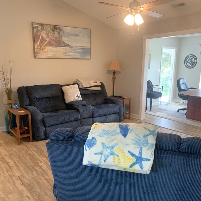 Building Photo - 500 Willow Green Dr
