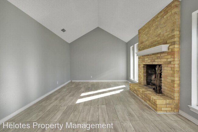 Building Photo - 6 br, 4 bath House - 11506 Whisper Circle