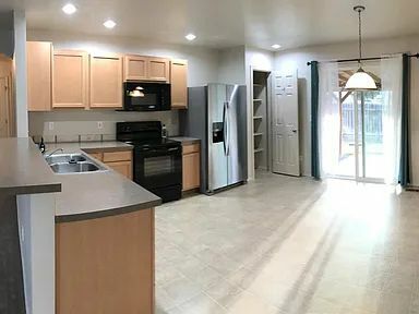 Foto del edificio - 16657 Frisco Ave