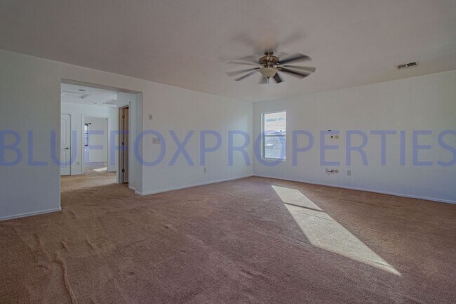 Foto del edificio - 2787 W Greenstreak Dr