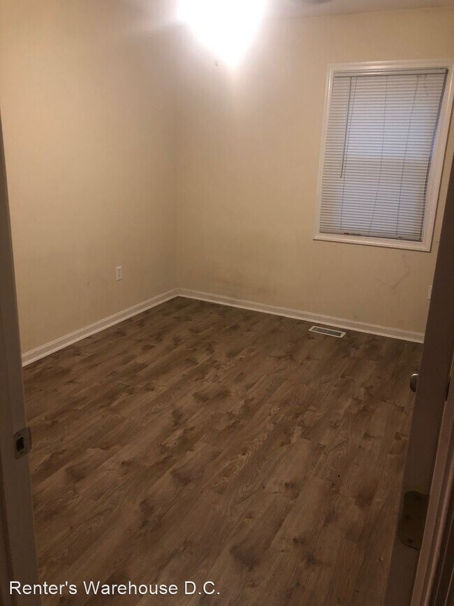 Building Photo - 3 br, 3 bath House - 2500 Lisa Drive