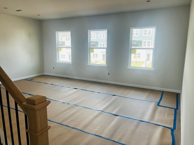 Building Photo - 1486 Hasse Ave