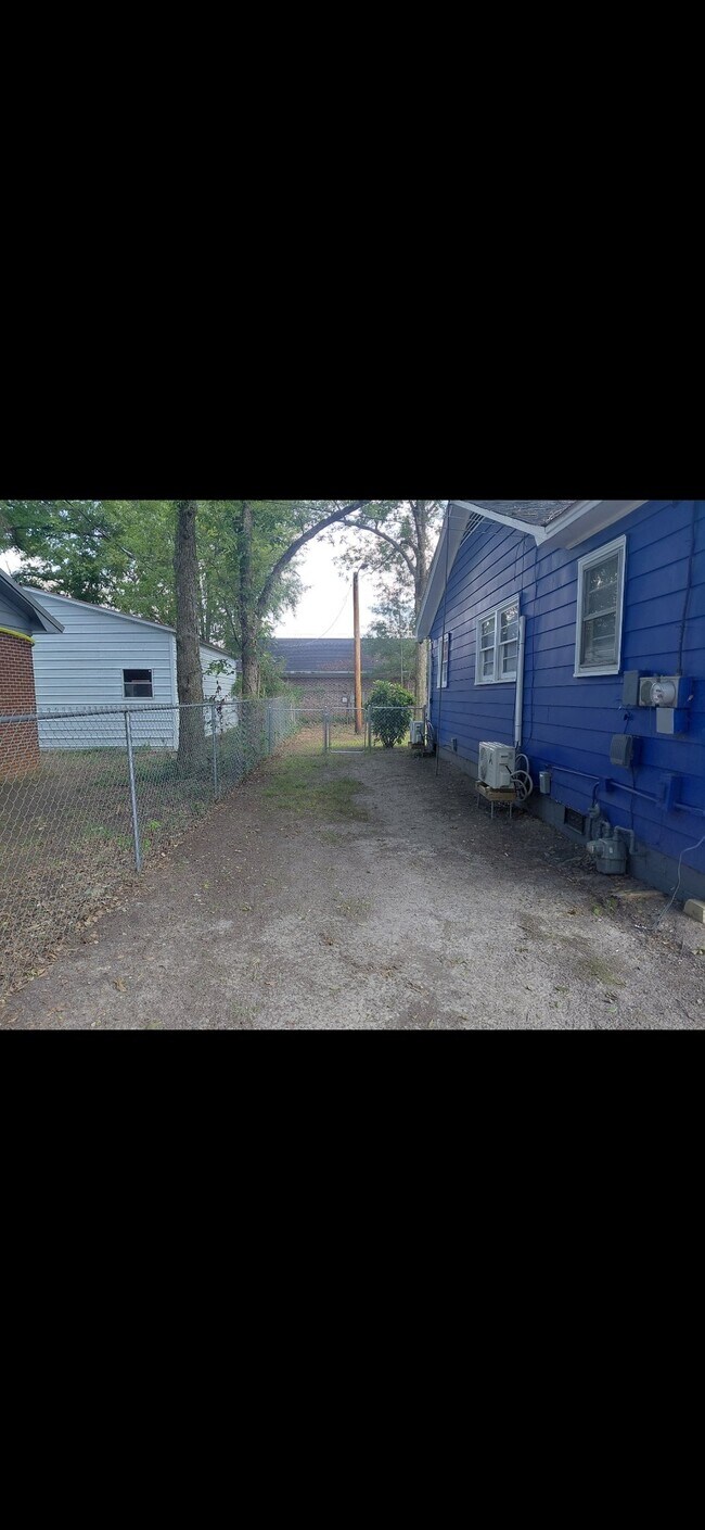 Foto del edificio - 916 Northside Dr