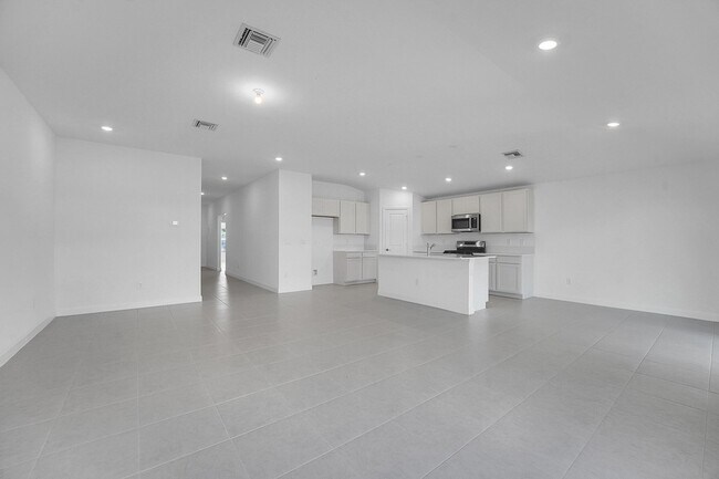 Foto del edificio - 6394 Windwood Wy