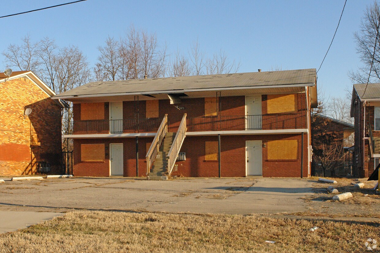 3423 Shagbark Rd, Louisville, KY 40216 Apartments 3423 Shagbark Rd