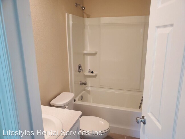 Building Photo - 3 br, 2.5 bath House - 11792 Junegrass Rd
