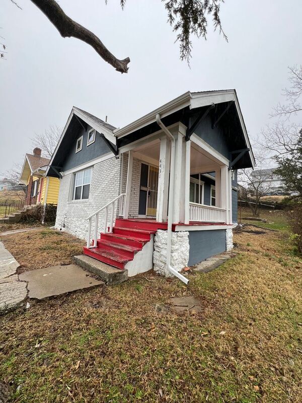 Building Photo - 4431 Agnes Ave