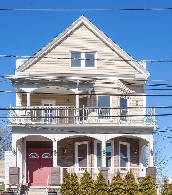 130 Carteret Ave, Jersey City, NJ 07305 House Rental in Jersey City