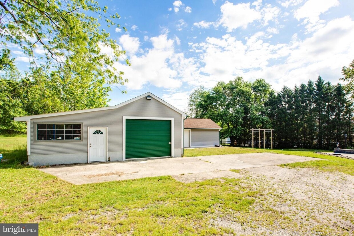 Primary Photo - 1222 Reece Rd
