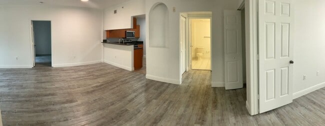 Foto del edificio - Enjoy up to 2-Months Free + $75 App Credit