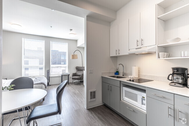 Interior Photo - KOZ on 16th