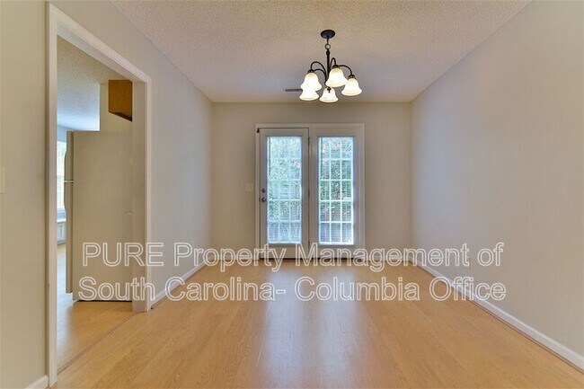 Foto del edificio - 5 Providence Plantation Ct