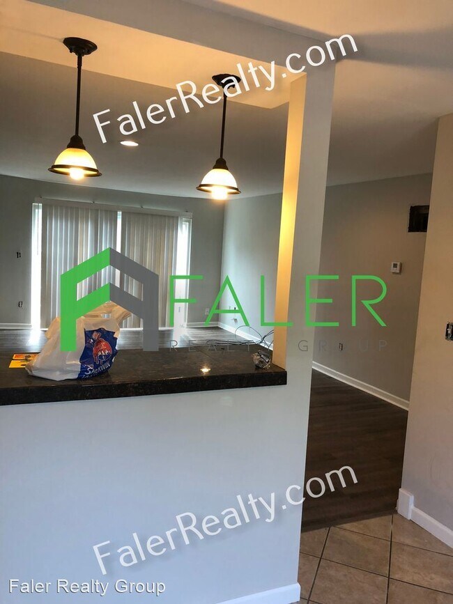 Building Photo - 3 br, 2 bath House - 5680 W. Coach E (#191)