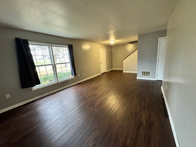 Foto del edificio - 4 Bedroom House