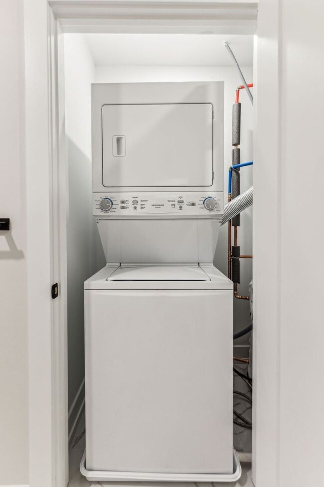 Interior Photo - The Weston