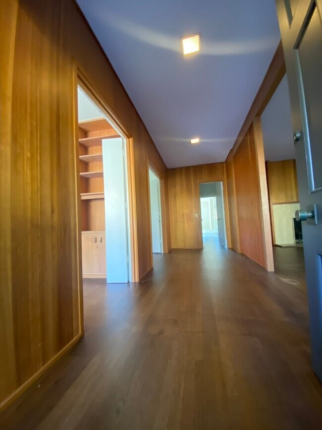 Foto del edificio - 183 W Poplar Ave