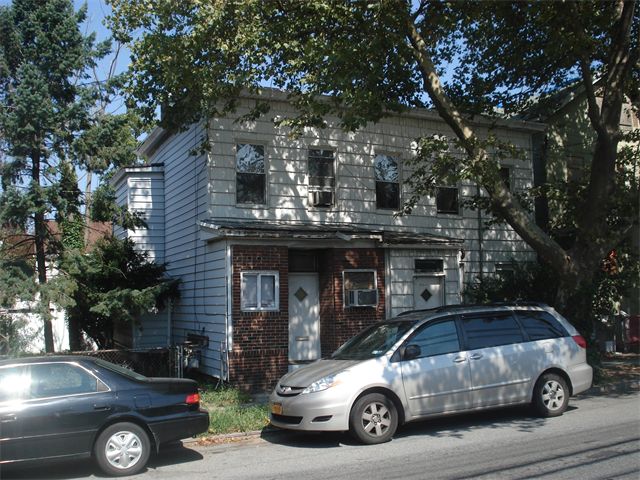 Primary Photo - 12409 20th Ave
