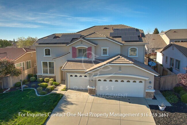 Foto del edificio - Fantastic - one of a kind 5 bdrm 4 bth home with pool