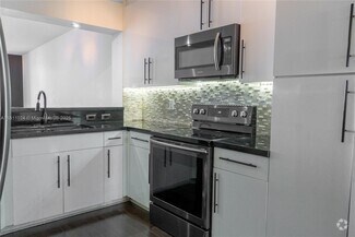 Building Photo - 10750 NW 66th St