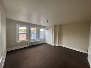 Building Photo - 4524 Springfield Ave