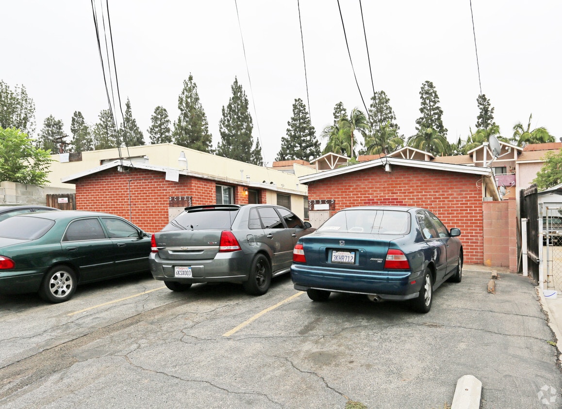 Building Photo - 7312-7314 Whittier Ave