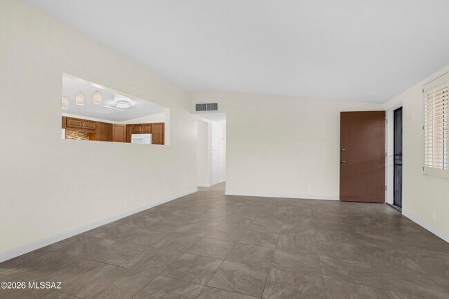 Foto del edificio - 5819 E Rosewood St