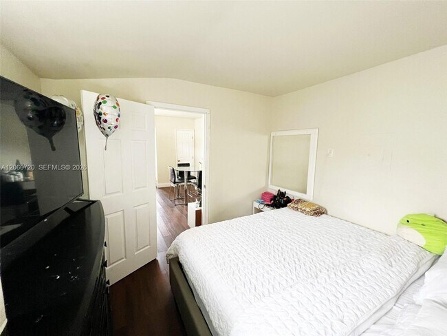 Foto del edificio - 320 SW 4th Ave