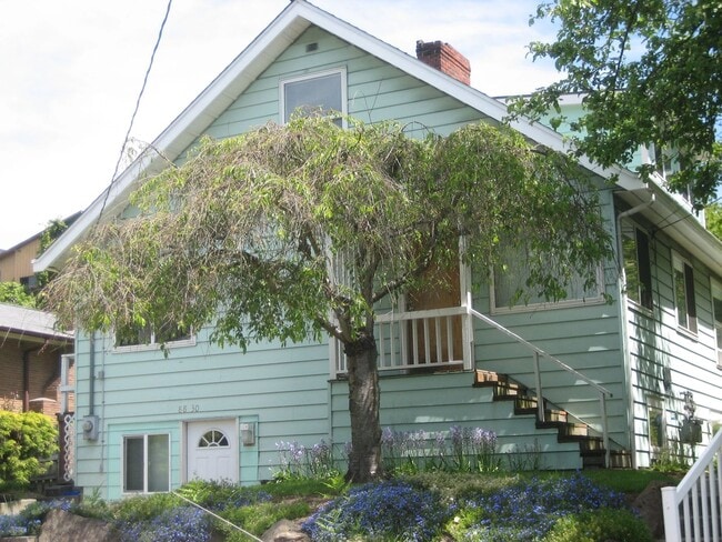 8830 - 8830 Apartment