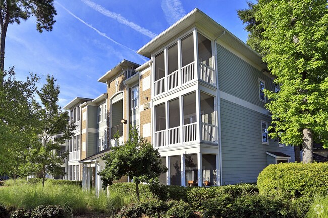 Colonial Grand at Commerce Park Rentals - North Charleston, SC