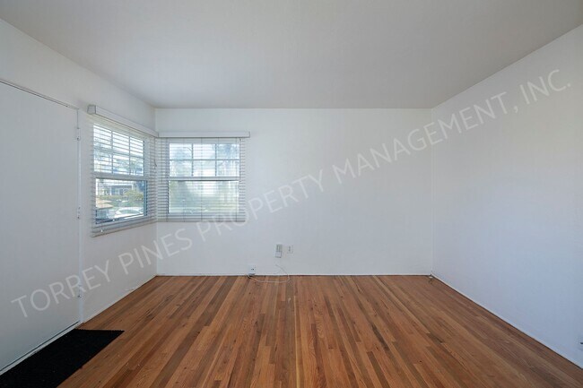 Foto del edificio - Bright 2 BR in Great Pacific Beach Locatio...