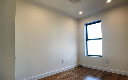 Building Photo - 111 Park Pl