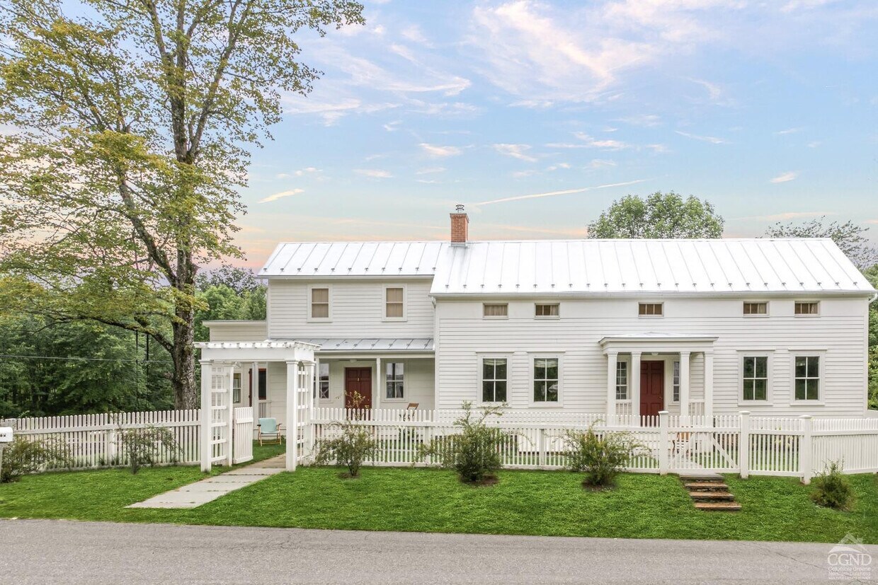 Foto principal - 404 Dranbauer Rd